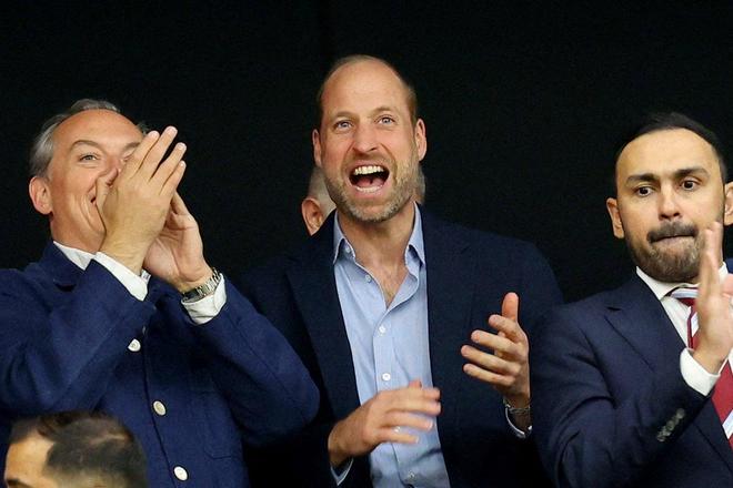 英超维拉队长赛后公开呼吁威廉王子：今晚的胜利与荣耀，该由你来买单与见证